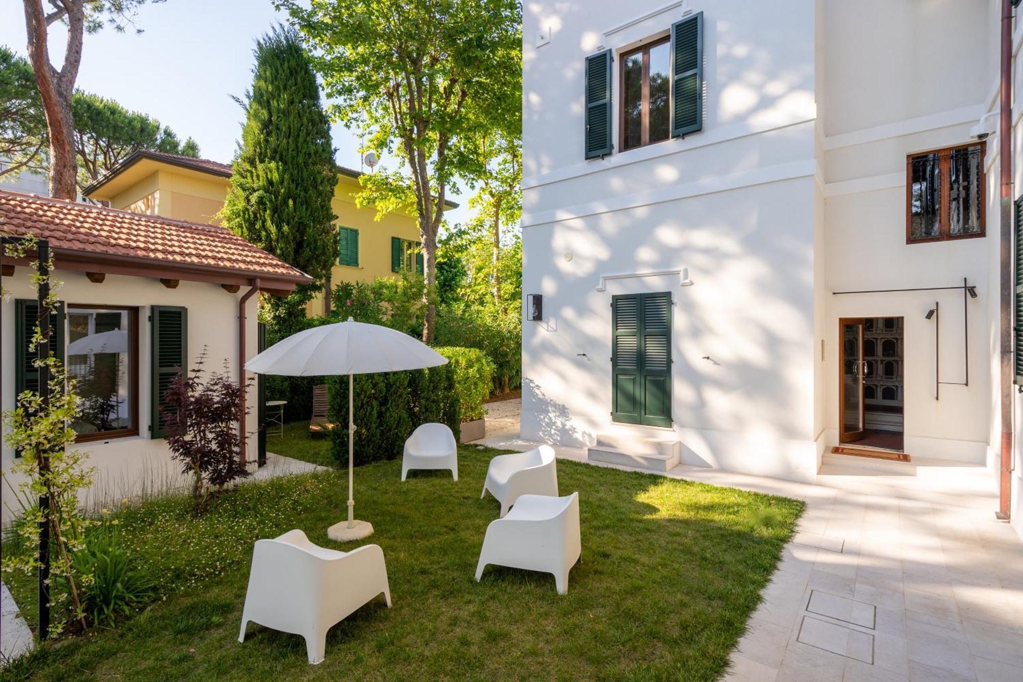 Hotel Select Suites & Spa - Apartments Riccione Kültér fotó