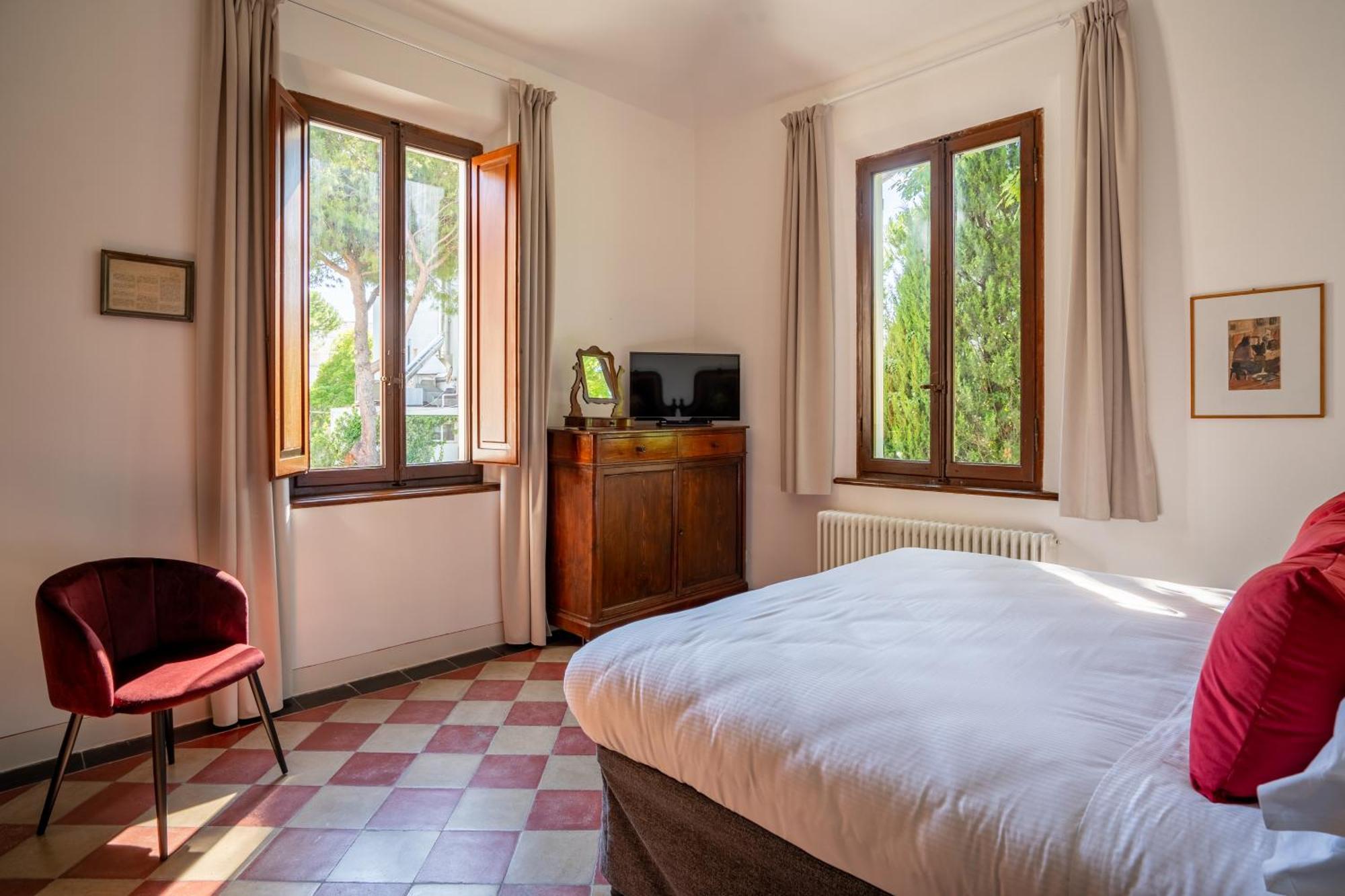 Hotel Select Suites & Spa - Apartments Riccione Kültér fotó
